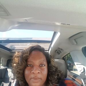 Meet your Posher, Jamila